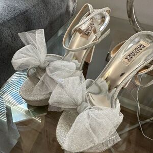 Silver Badgley Mischka Platform sandals